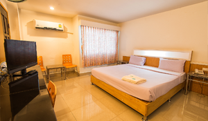 Standard Room - Satit Danok Hotel